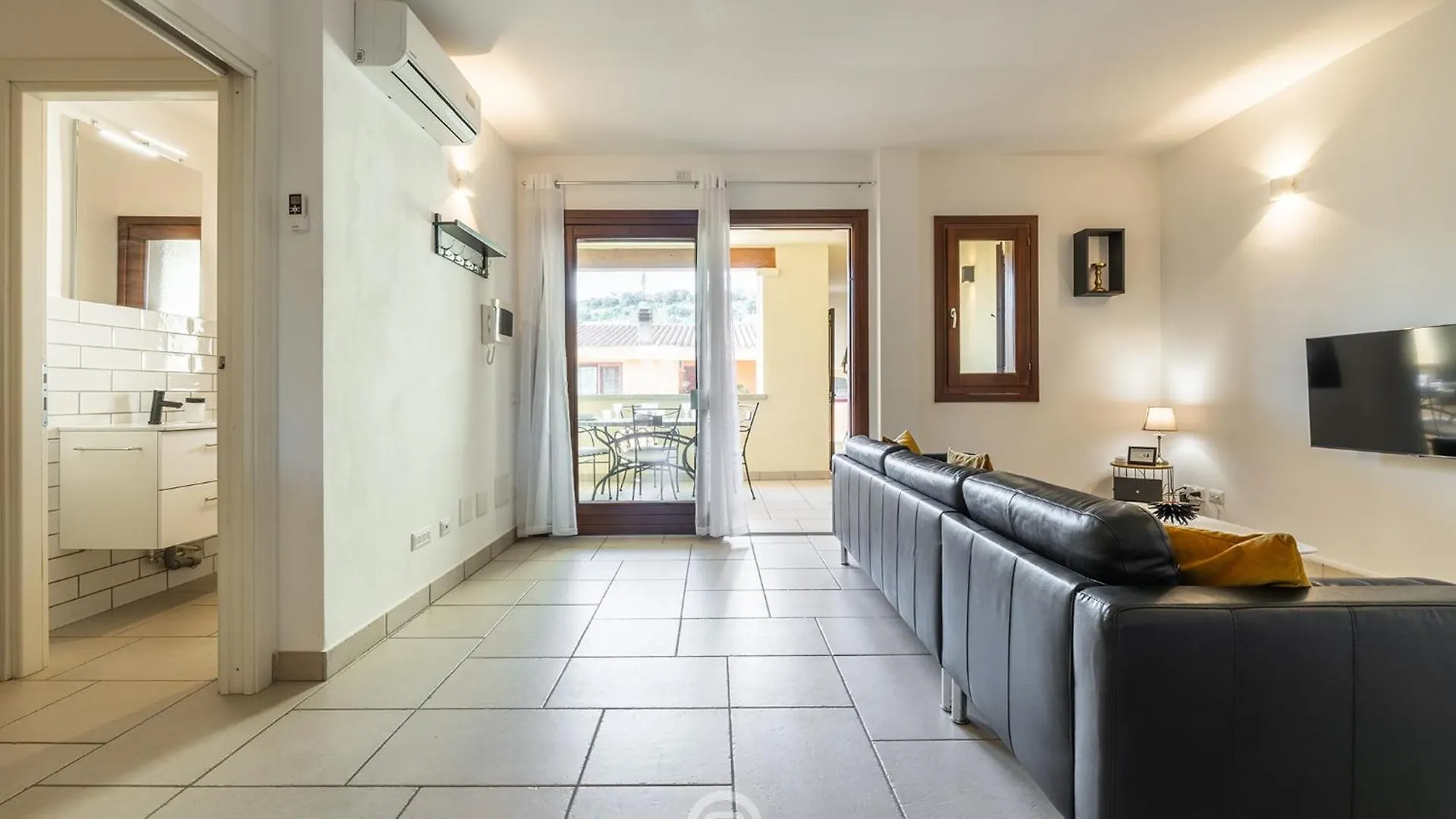 شقة Via Giardini House فيلاّسيمِيوس